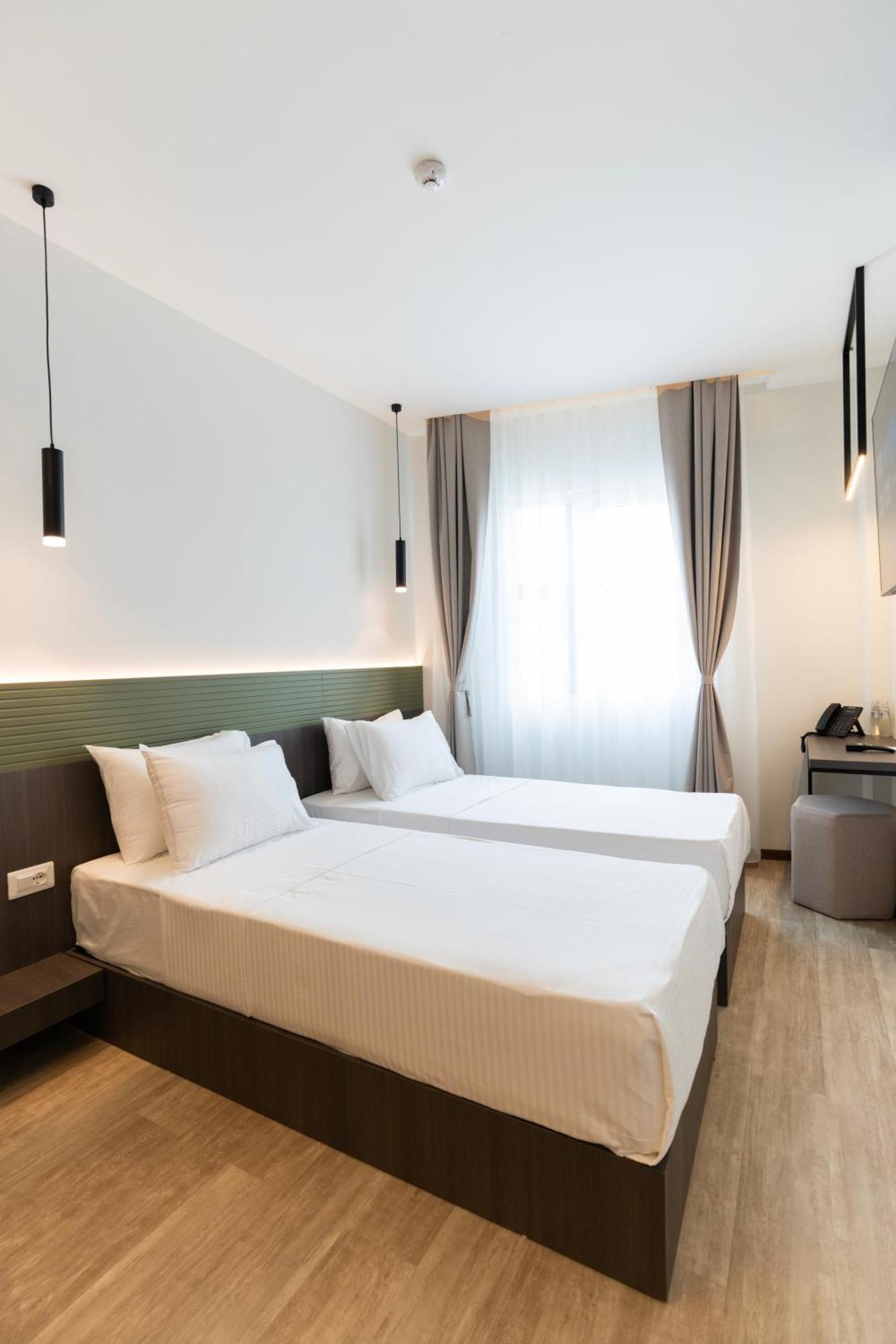 Star Hill Hotel 普里什蒂纳 外观 照片