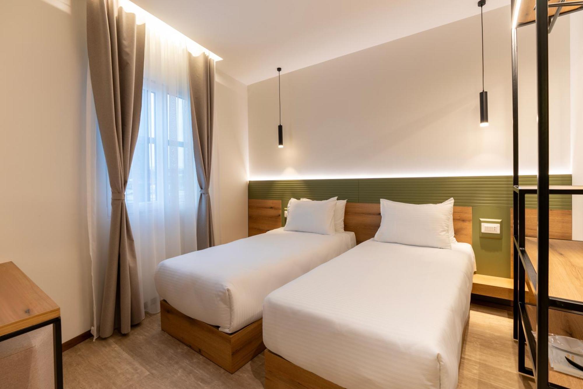 Star Hill Hotel 普里什蒂纳 外观 照片