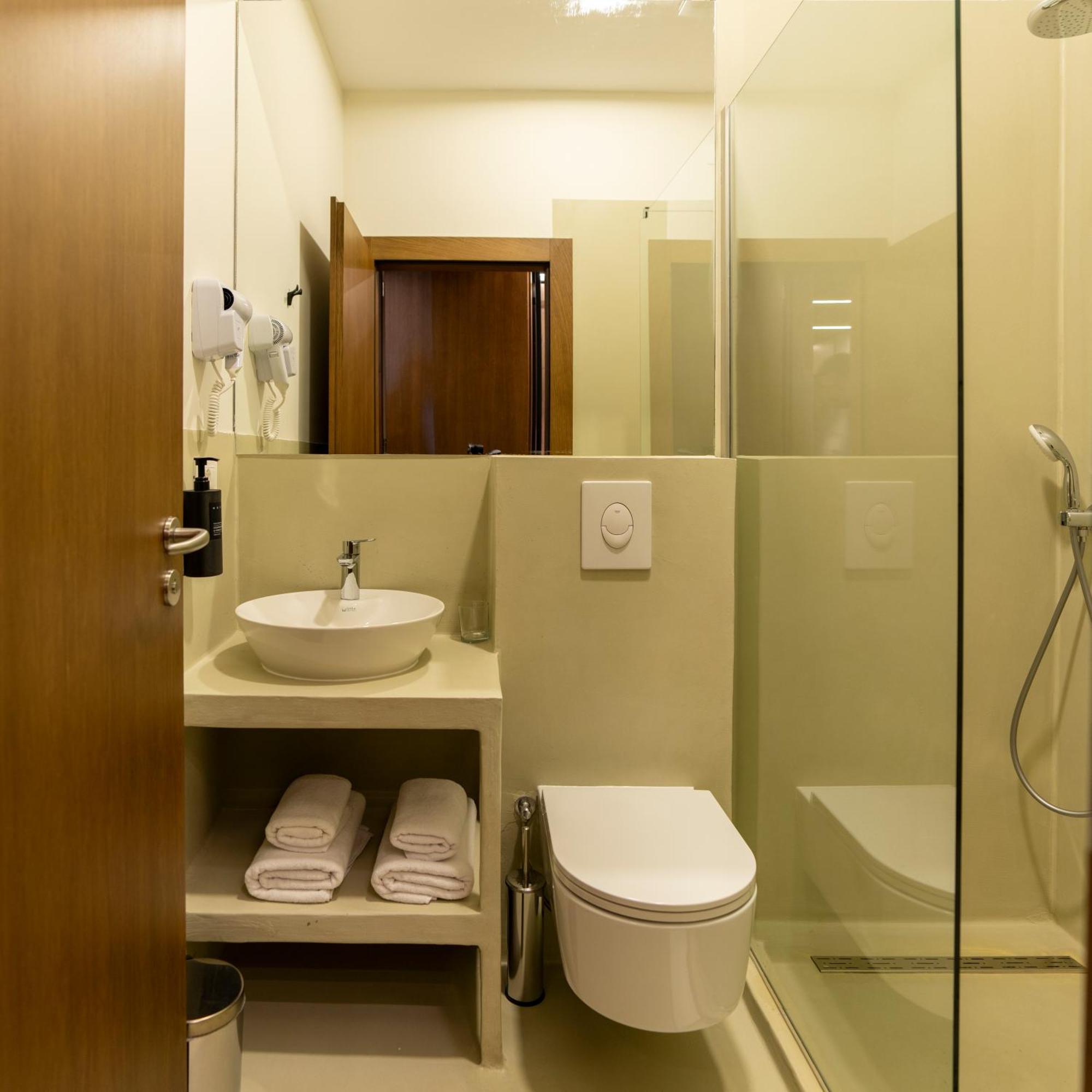Star Hill Hotel 普里什蒂纳 外观 照片