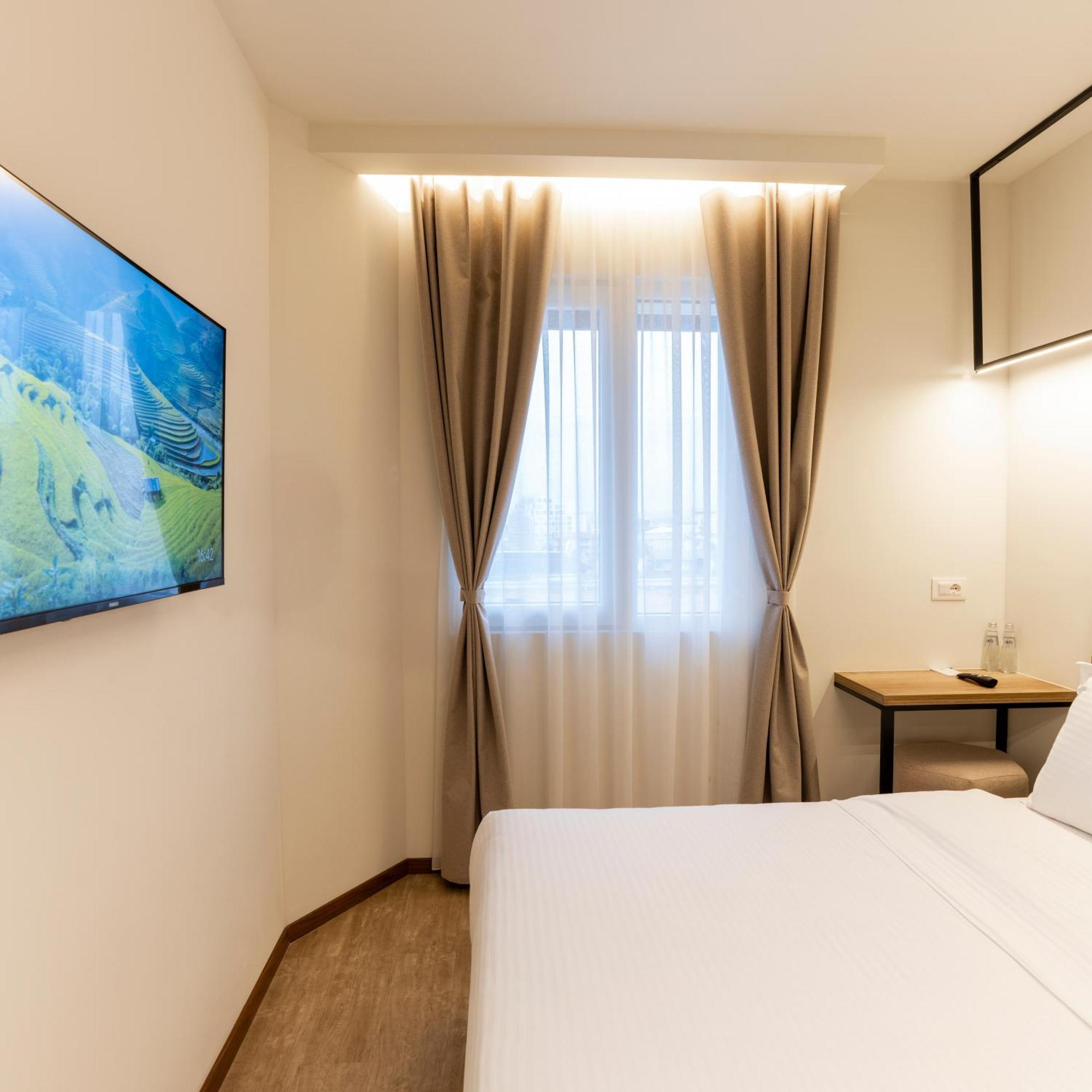 Star Hill Hotel 普里什蒂纳 外观 照片