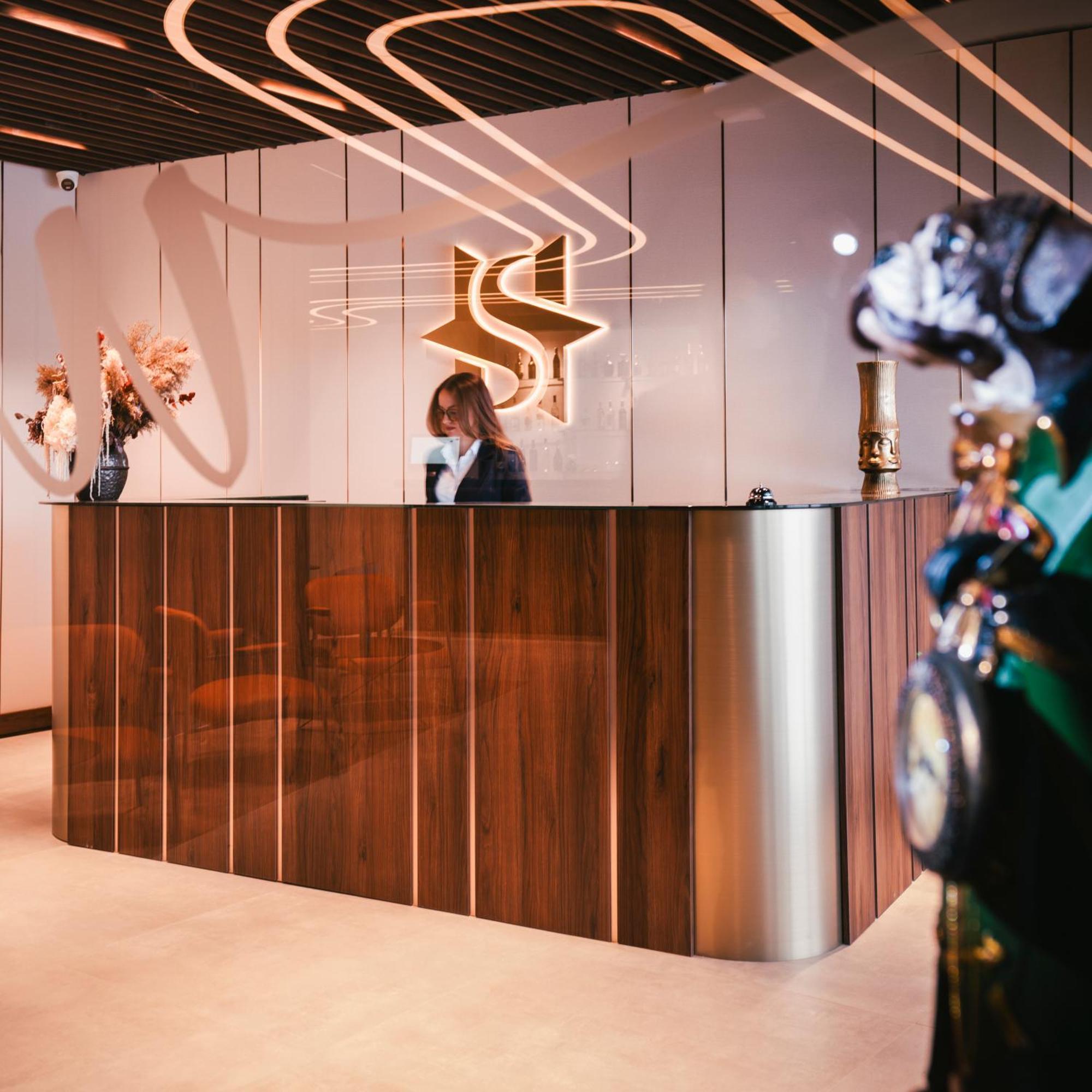 Star Hill Hotel 普里什蒂纳 外观 照片